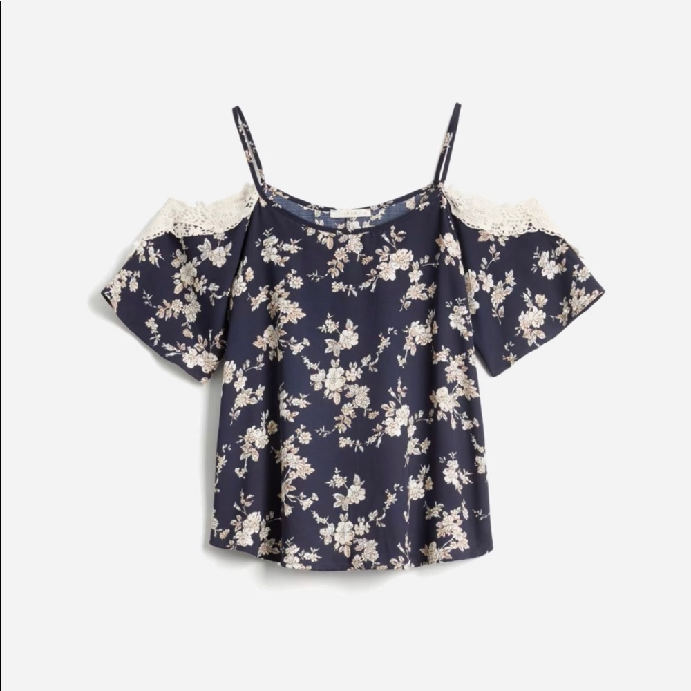 Floral, cold shoulder top with crocheted detail